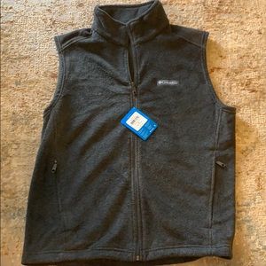 Men’s Columbia fleece vest. NWT size M